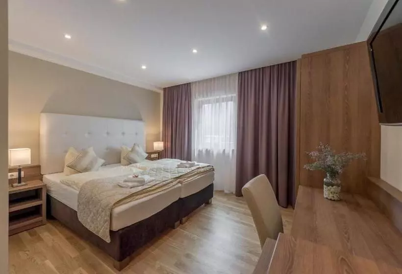 پانسیون Gasthof Ambachhof