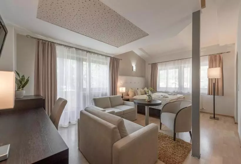 پانسیون Gasthof Ambachhof