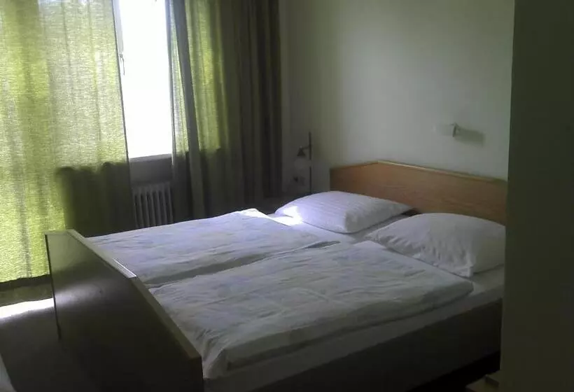 Majatalo Gasthof Paradiesgartl