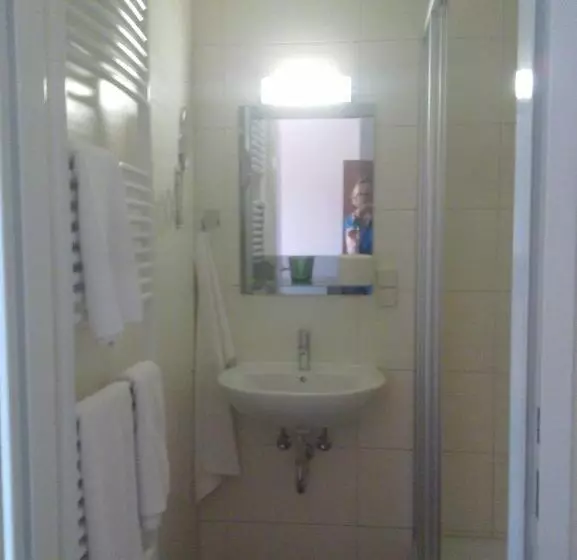 Majatalo Gasthof Paradiesgartl