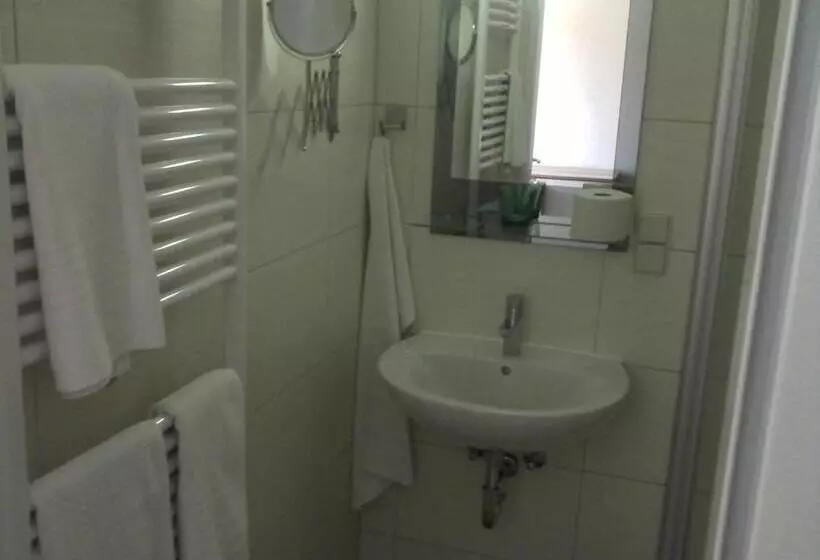 Majatalo Gasthof Paradiesgartl