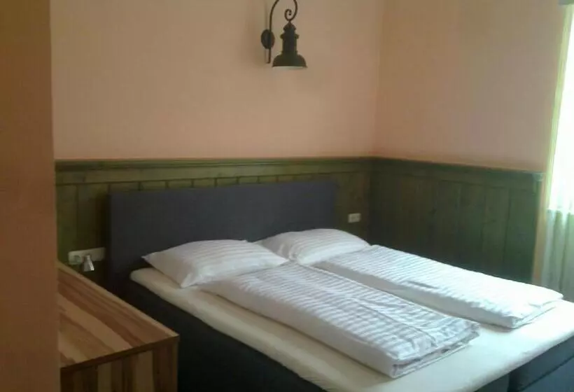 Majatalo Gasthof Paradiesgartl