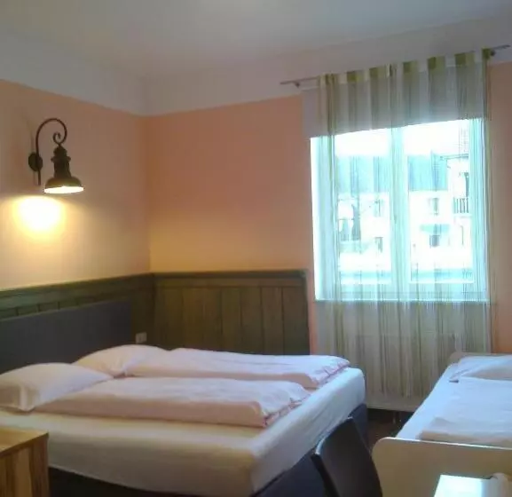 Majatalo Gasthof Paradiesgartl