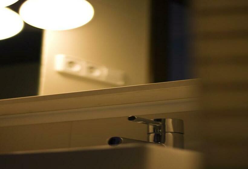 膳宿费 Hostal Badaloní