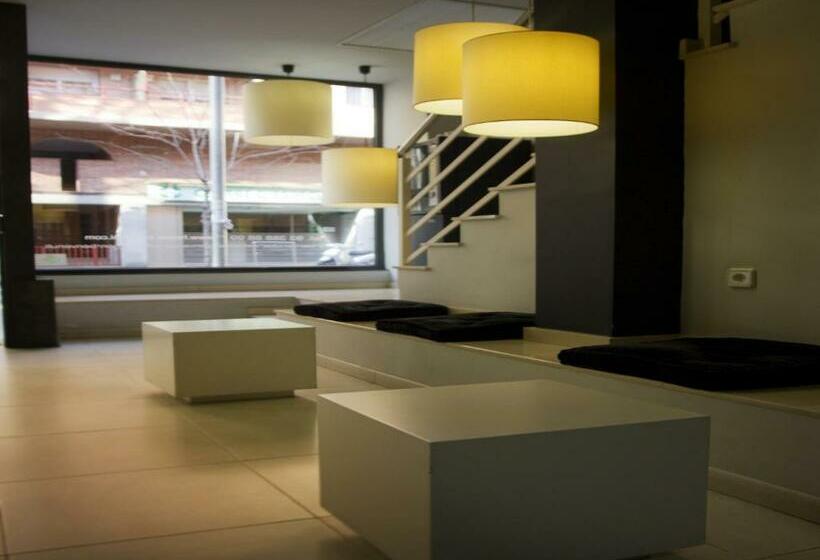 膳宿费 Hostal Badaloní