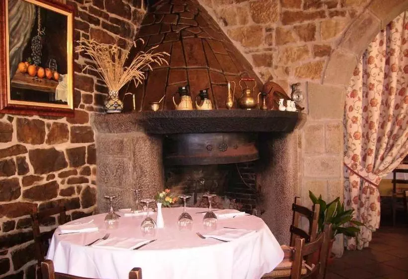 پانسیون Hostal Restaurante Arangoiti