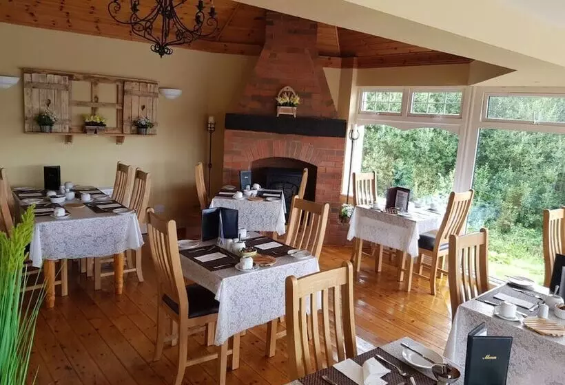 Majatalo The River S Edge Guest House