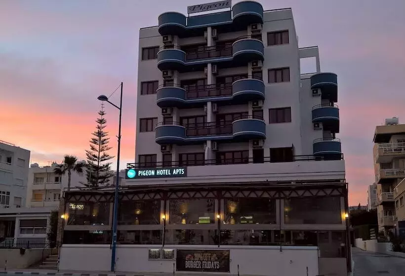 Pigeon Beach Hotel Apartments