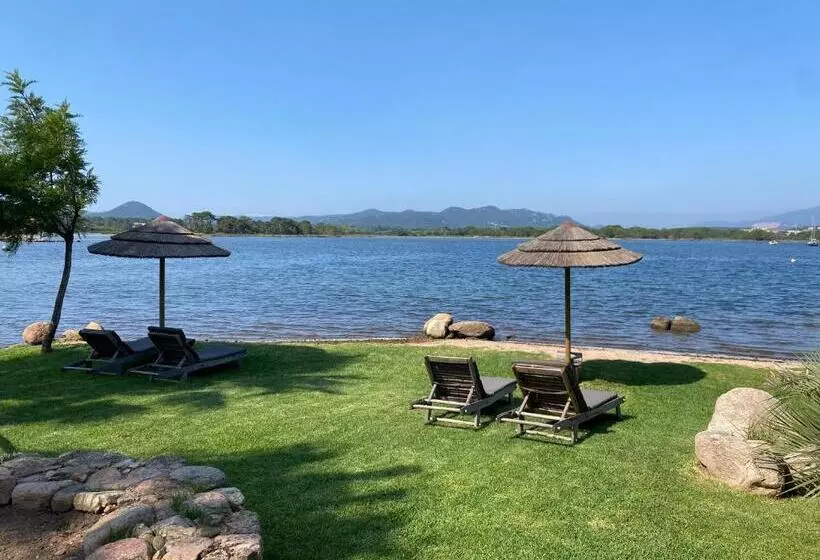 استراحتگاه Maranatha Résidence Avec Plage Privée, Piscine Chauffée
