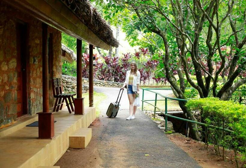 منتجع Saj Vagamon Hideout