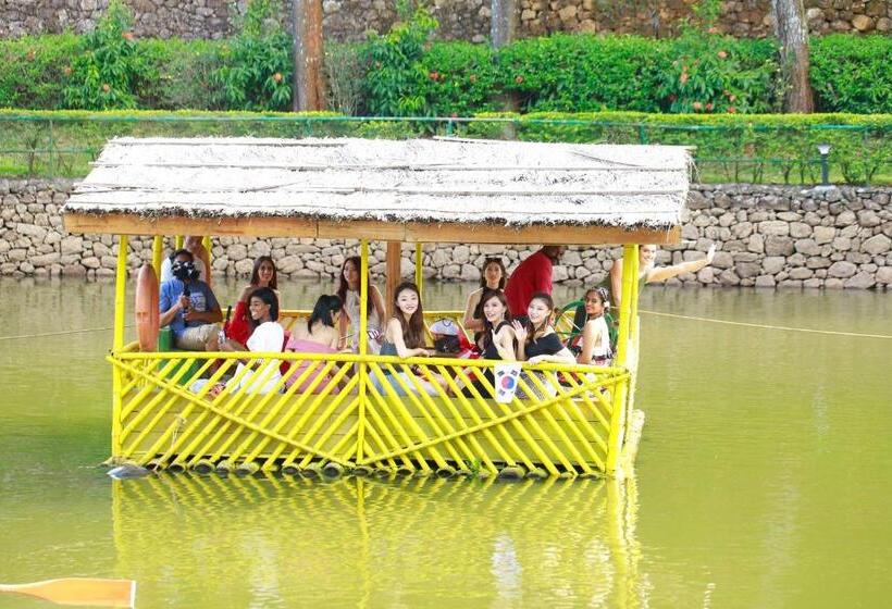 منتجع Saj Vagamon Hideout