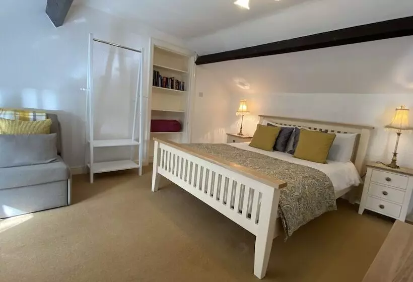 Retkeilymaja The New Inn