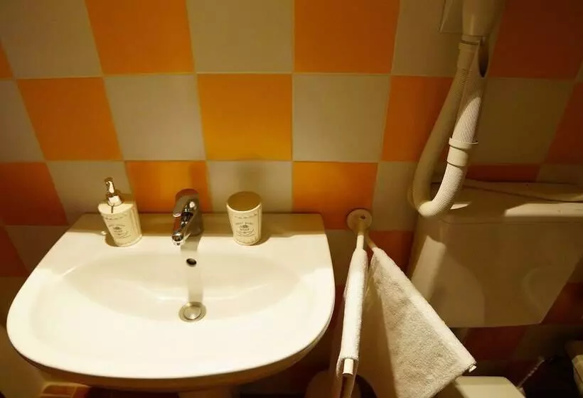 Hotelli Agriturismo Il Fantone