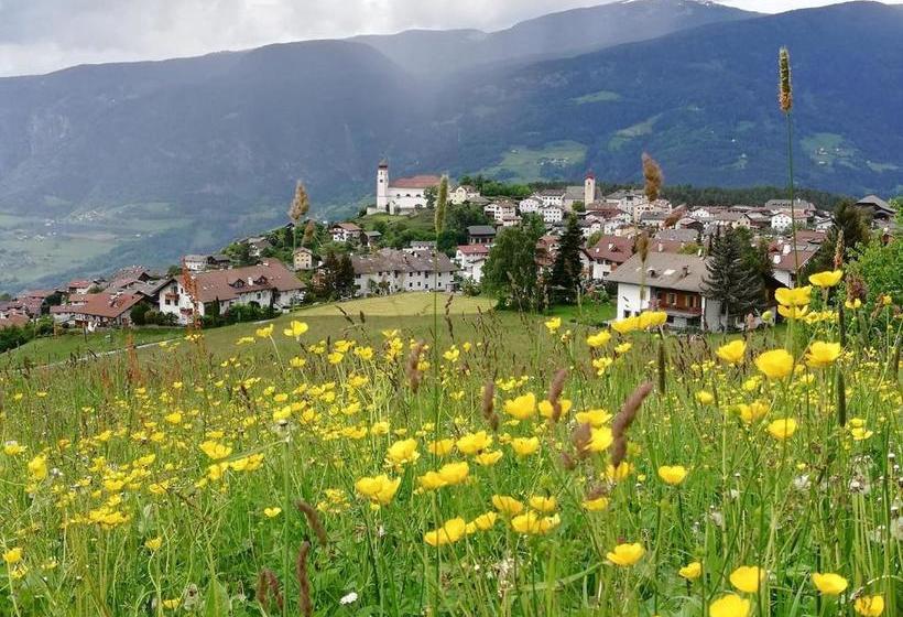 فندق Ansitz Zehentner