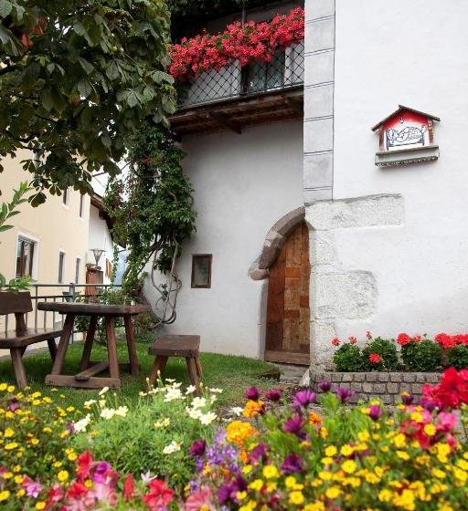 فندق Ansitz Zehentner