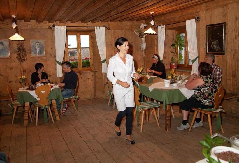 فندق Ansitz Zehentner