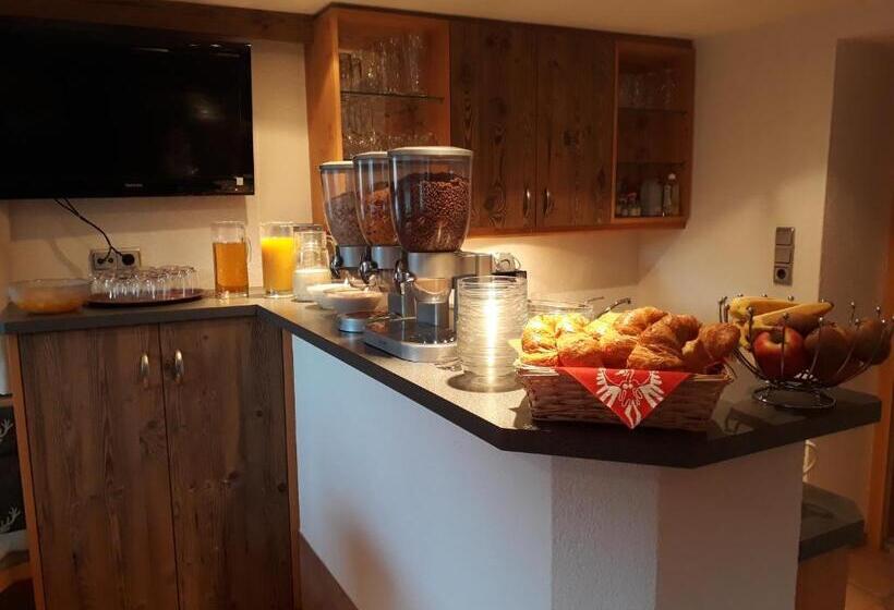 Отель Denggnhof