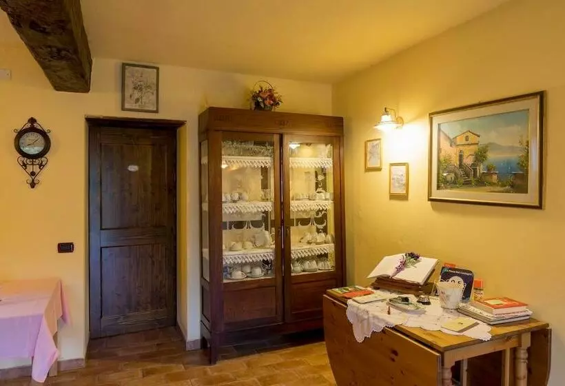 Hotelli La Piana Dei Castagni