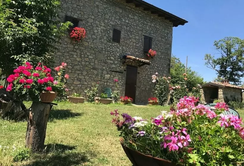 Hotelli La Piana Dei Castagni
