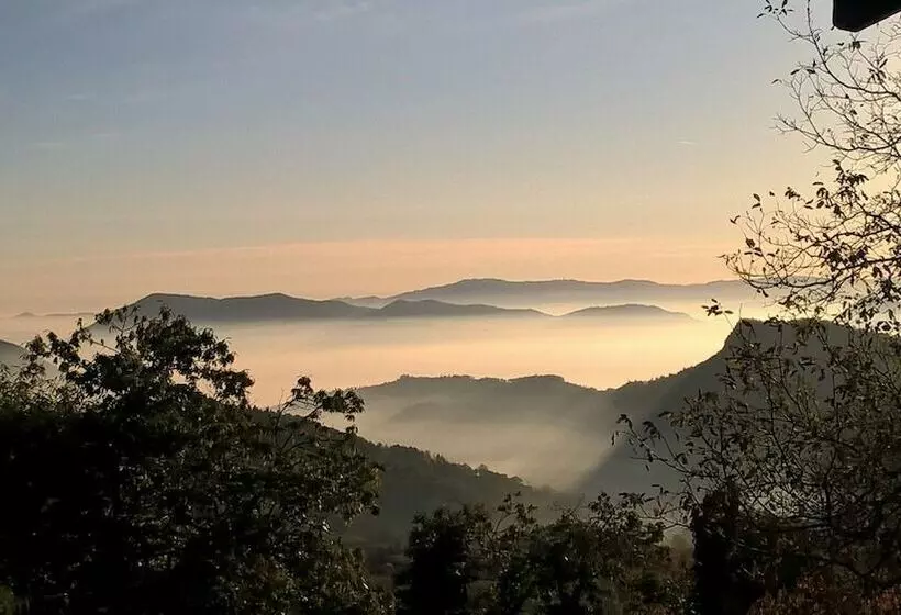 Hotelli La Piana Dei Castagni