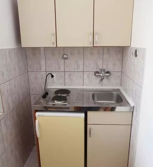 پانسیون Apartments Memidz