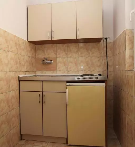 پانسیون Apartments Memidz