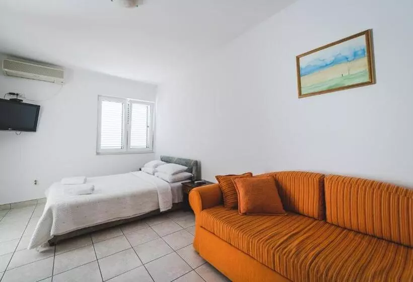 پانسیون Apartments Memidz