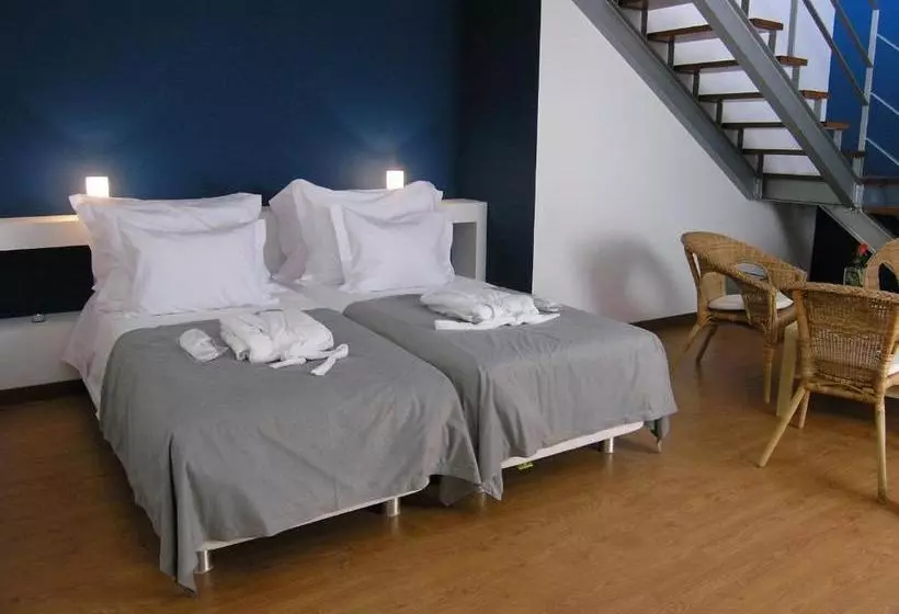 Majatalo Casa De Alpajares   Guest House & Spa