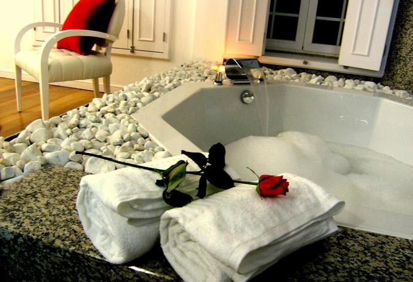 Пансион Casa De Alpajares Guest House & Spa