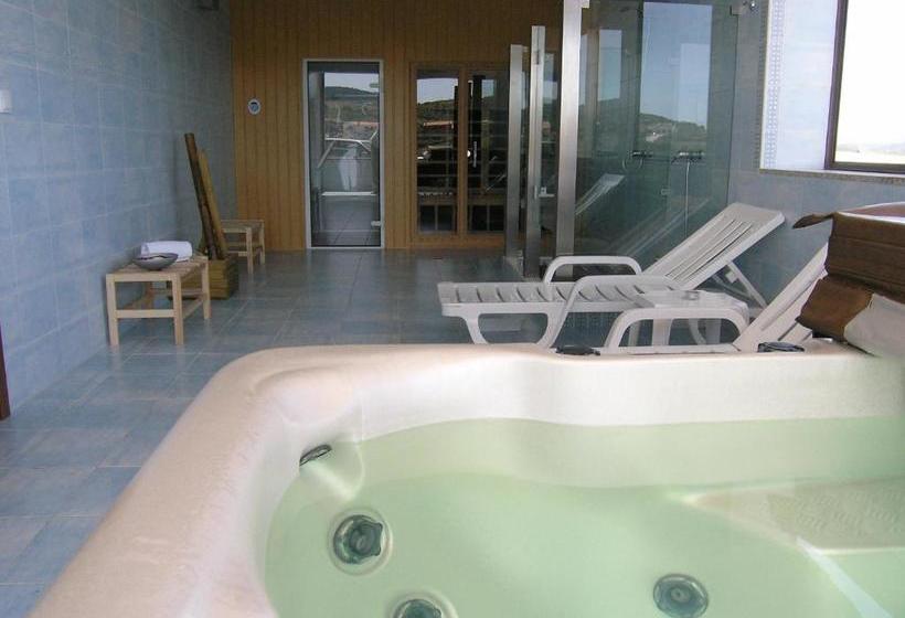 Пансион Casa De Alpajares Guest House & Spa