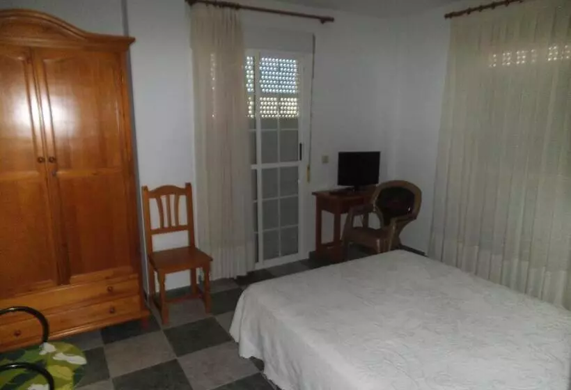 ペンション Hostal San Andres