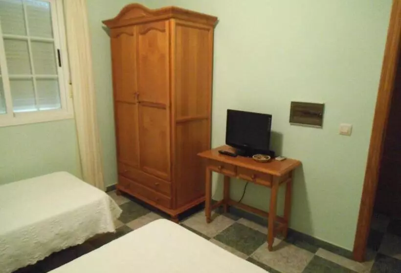 ペンション Hostal San Andres