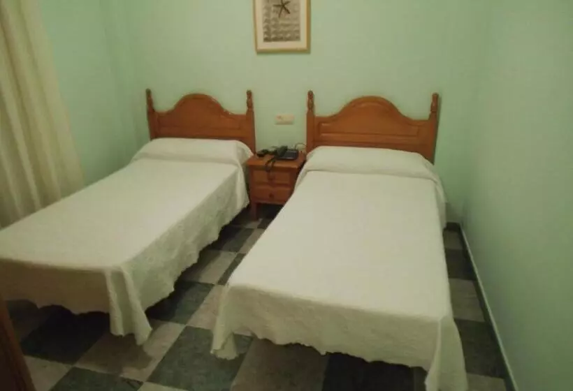 ペンション Hostal San Andres