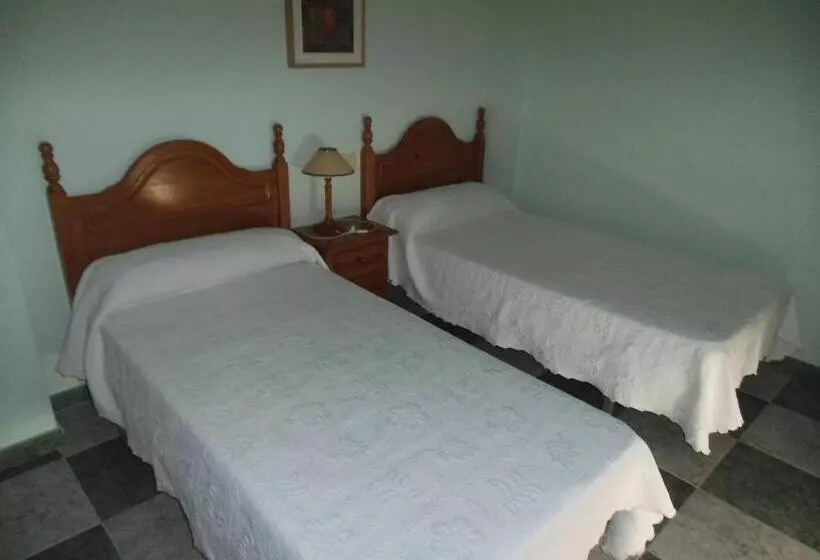 ペンション Hostal San Andres