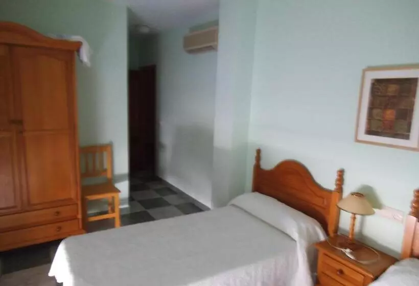 ペンション Hostal San Andres