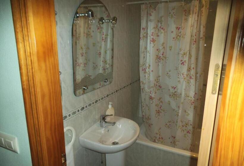 پانسیون Hostal San Andres