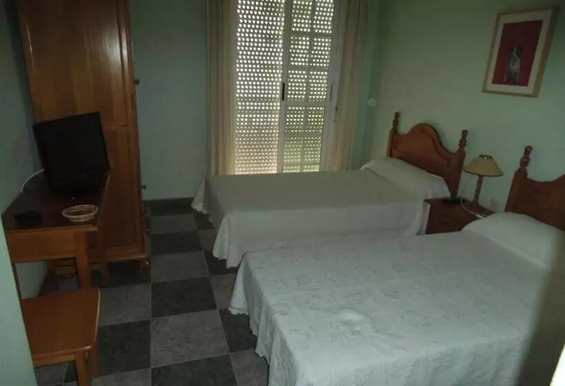 ペンション Hostal San Andres