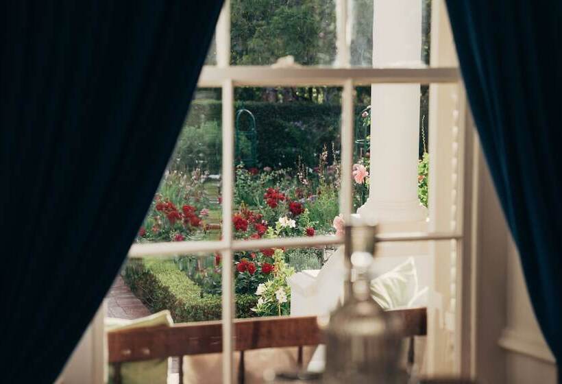 פנסיון Les Chambres Guest House