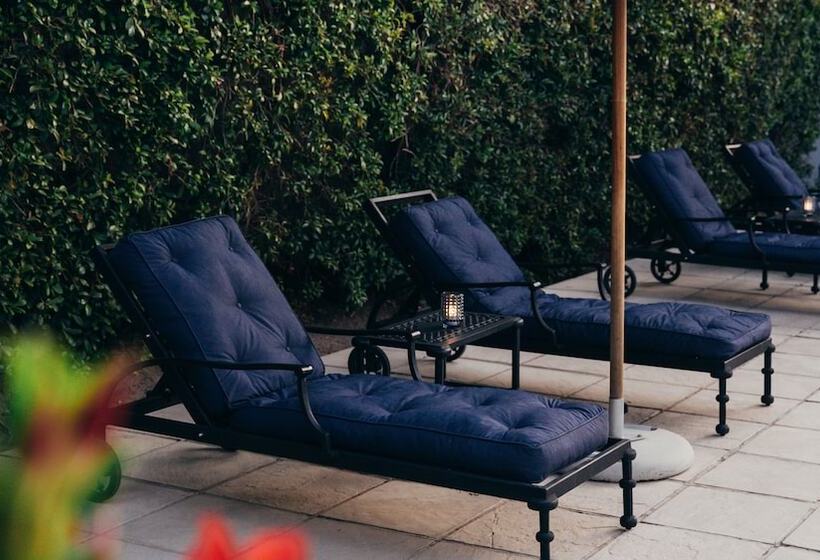 פנסיון Les Chambres Guest House