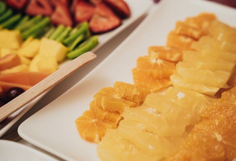 פנסיון Les Chambres Guest House