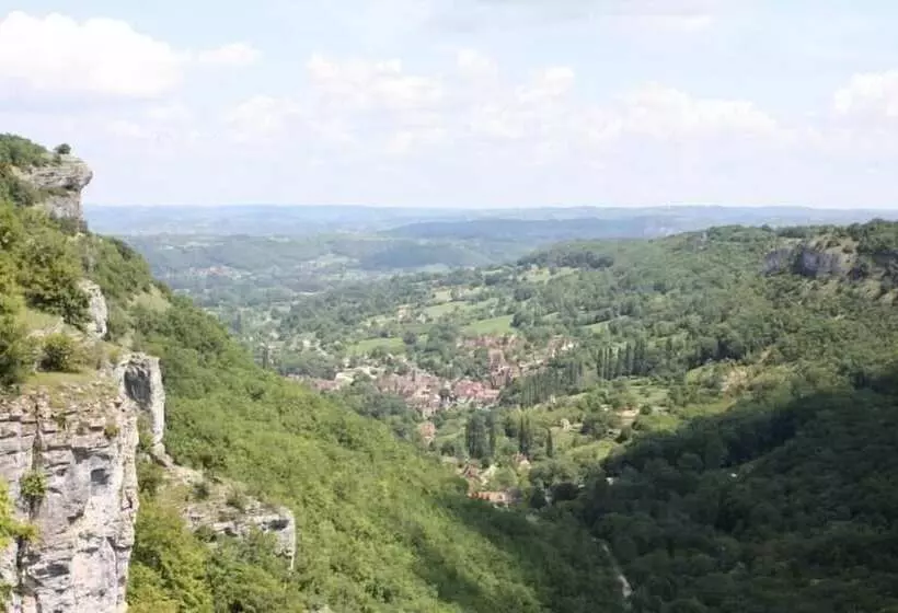 Majatalo Le Roulottes Du Petit Gouffre De Padirac Avec Spa