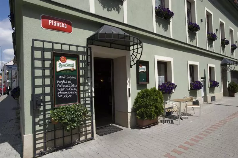 پانسیون Penzion A Restaurace Stará Roudná