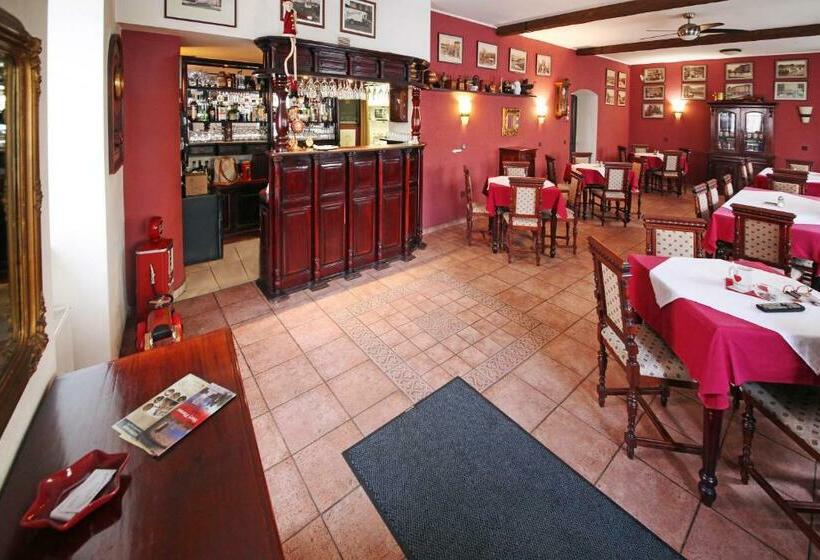 Panzió Penzion A Restaurace Stará Roudná