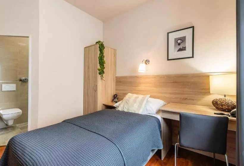 پانسیون Penzion A Restaurace Stará Roudná