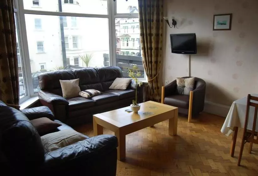 ペンション Rosslyn