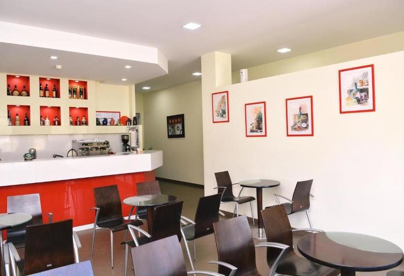 بنسيون Ze Luis