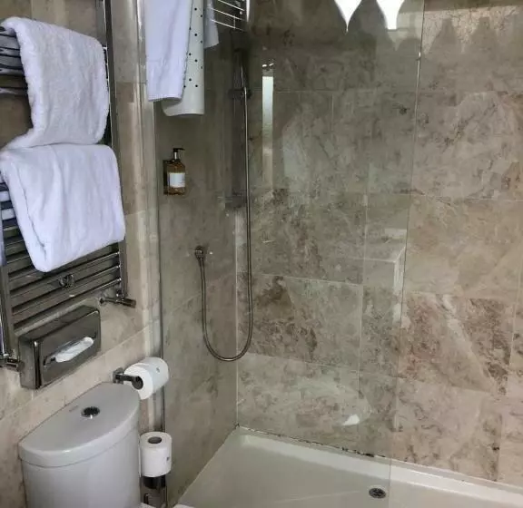 ユースホステル The Wheatley Arms