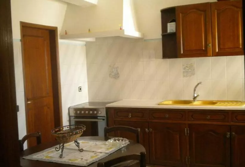 Apartamentos E Quartos Atalaia