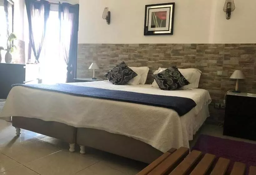 Apartamentos E Quartos Atalaia