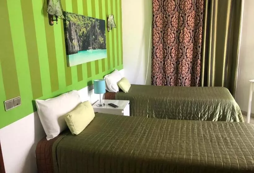 Apartamentos E Quartos Atalaia